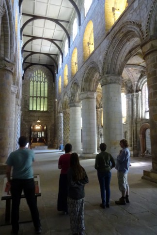 DSC01544 (1066x1600)